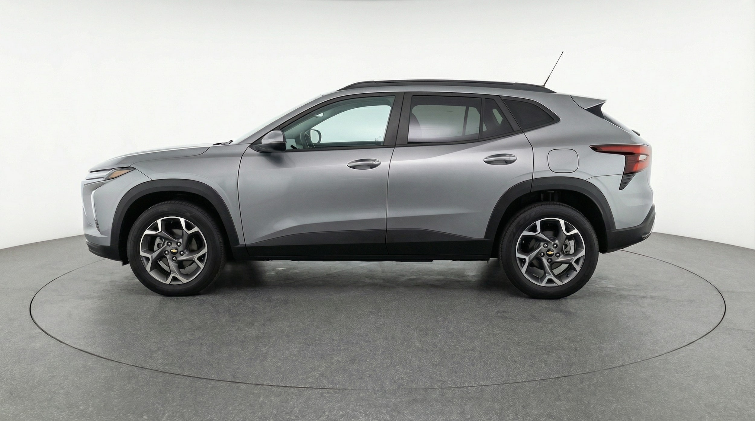 Thumbnail: 2025 Chevrolet Trax - 4