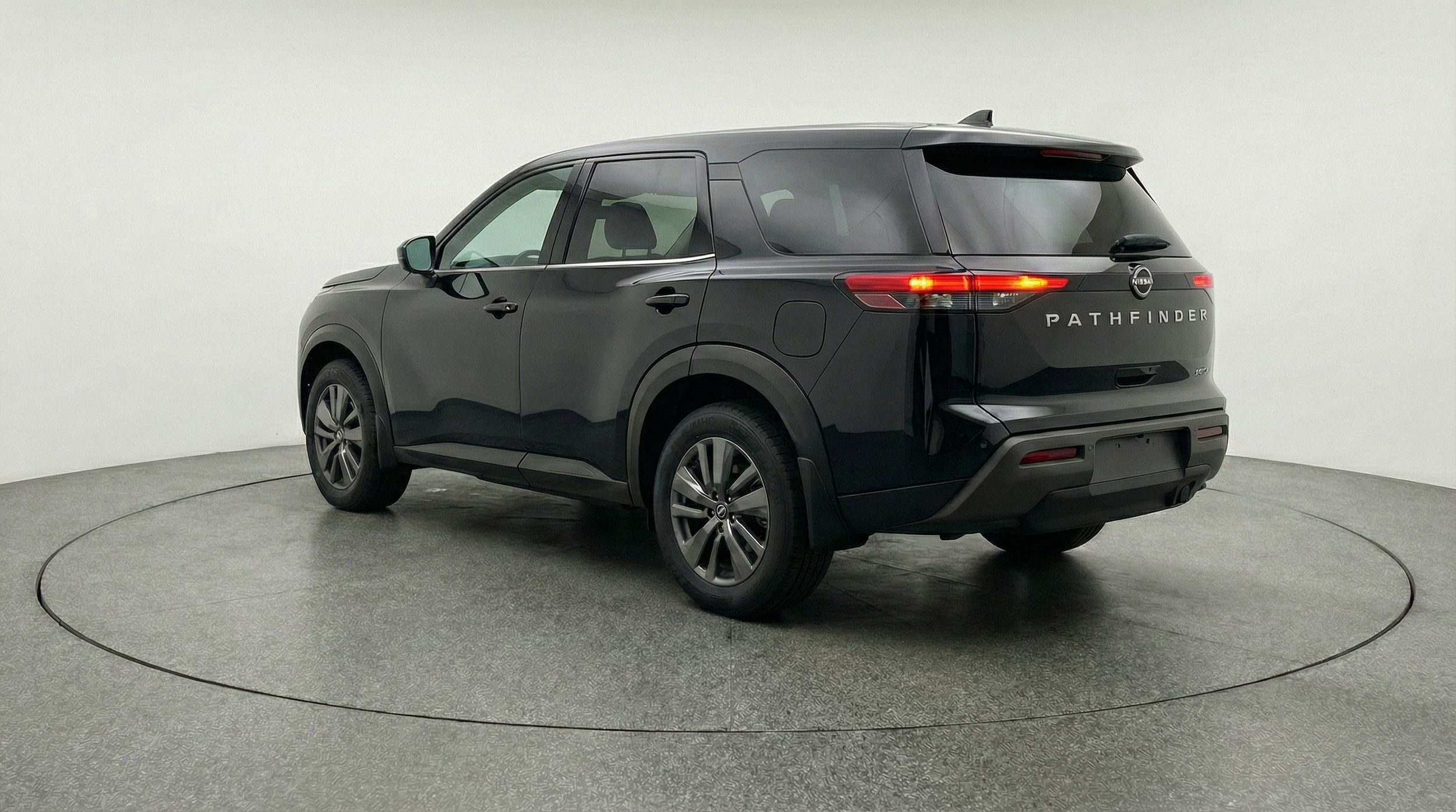 Thumbnail: 2025 Nissan Pathfinder - 5