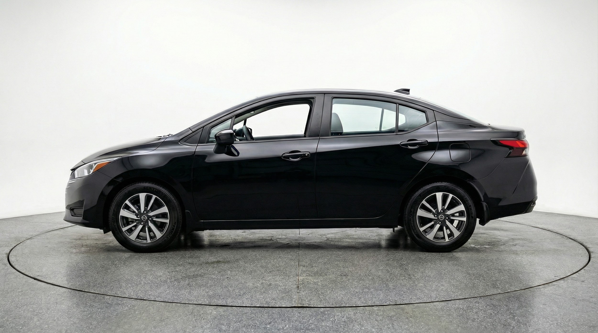Thumbnail: 2025 Nissan Versa - 4