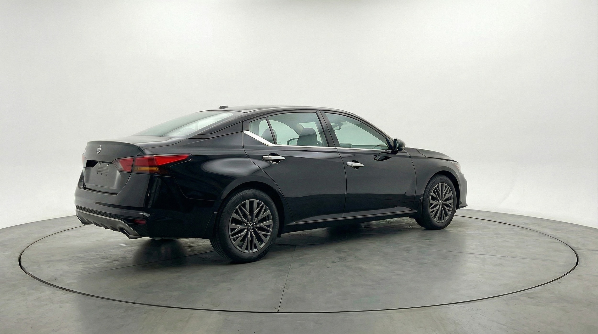 Thumbnail: 2025 Nissan Altima - 7