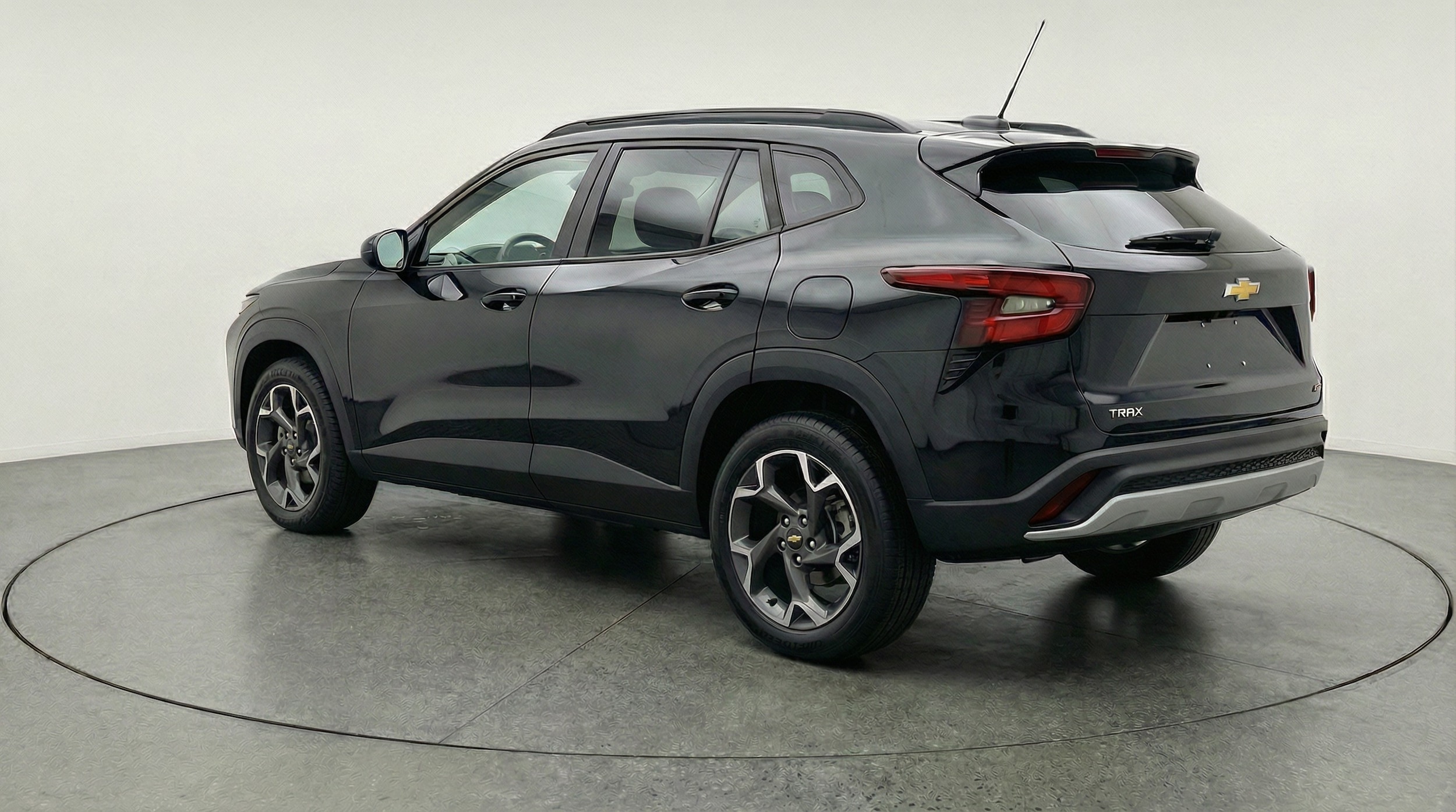 Thumbnail: 2025 Chevrolet Trax - 5