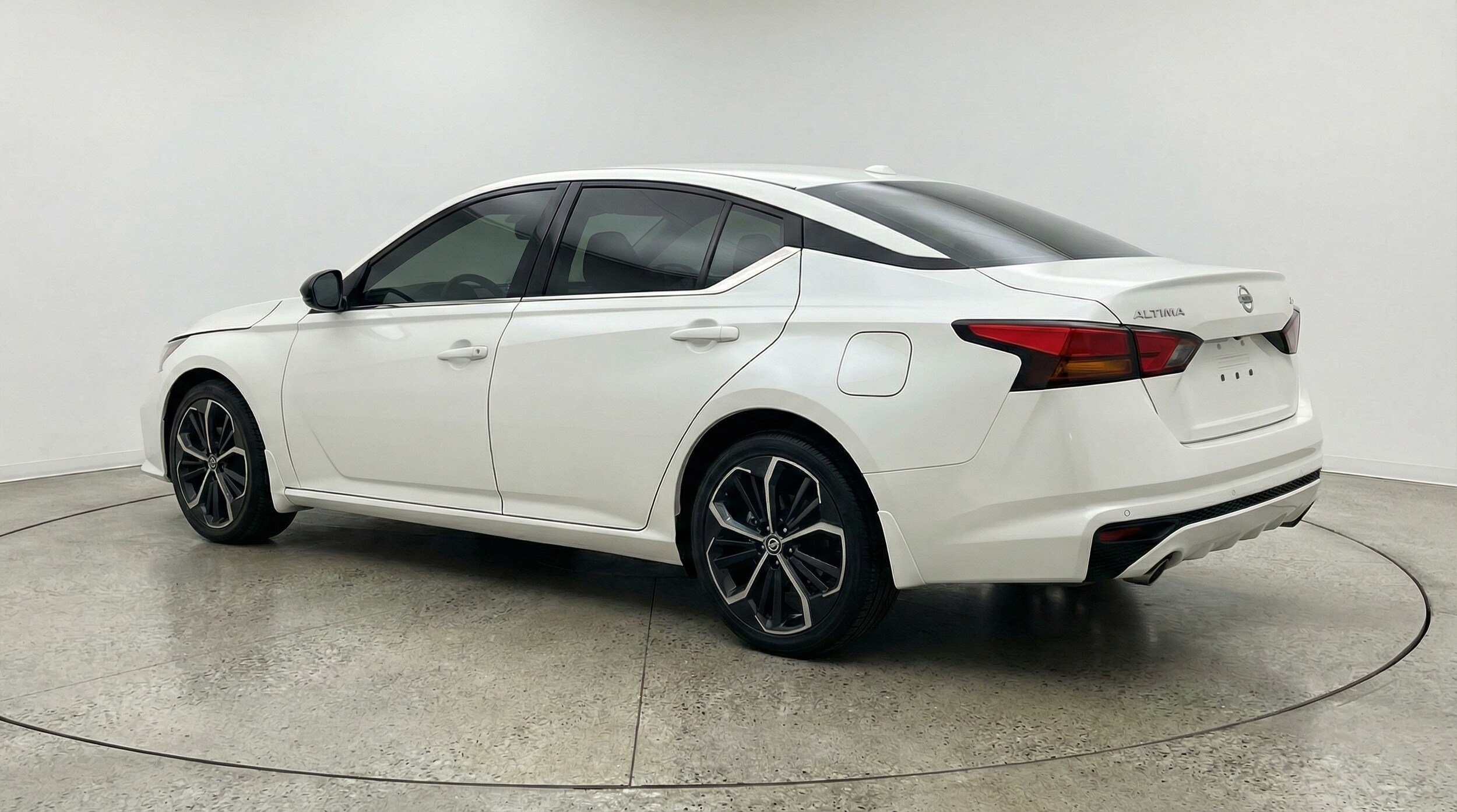 Thumbnail: 2025 Nissan Altima - 5