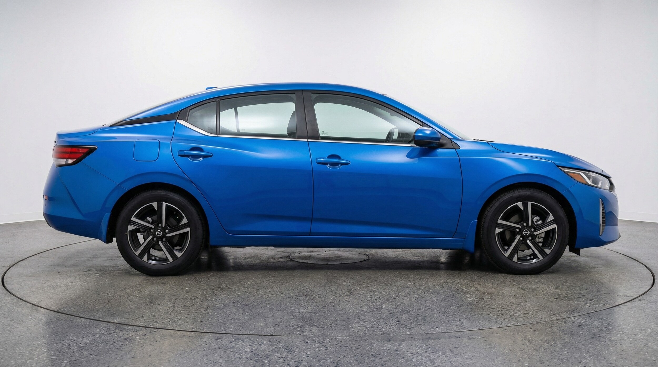 Thumbnail: 2025 Nissan Sentra - 8