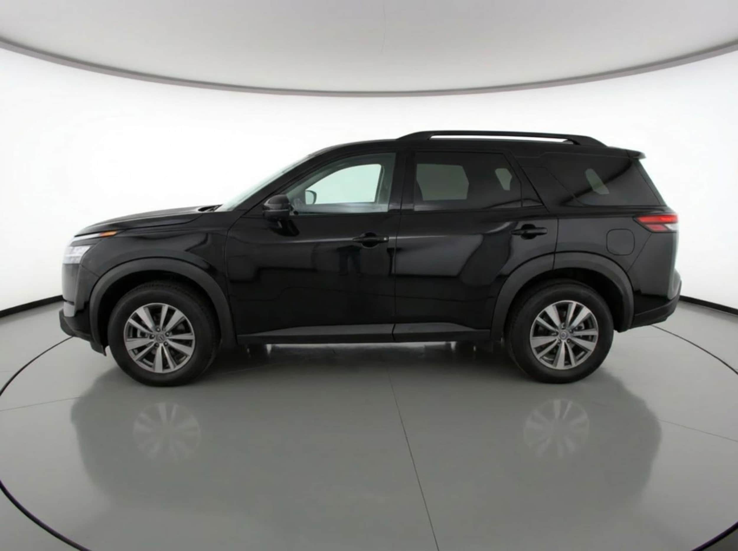 Thumbnail: 2025 Nissan Pathfinder - 4