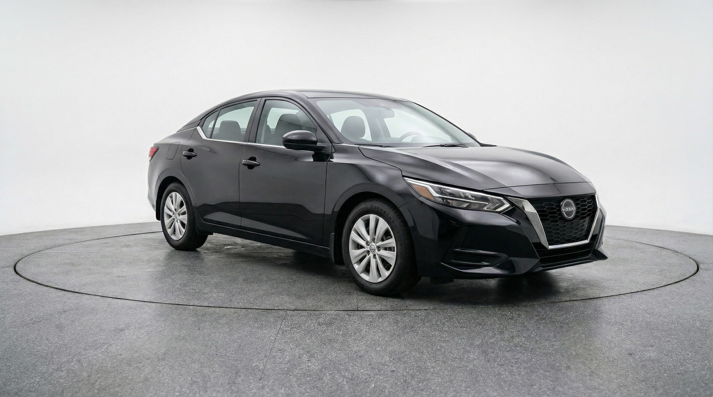 Thumbnail: 2025 Nissan Sentra - 1