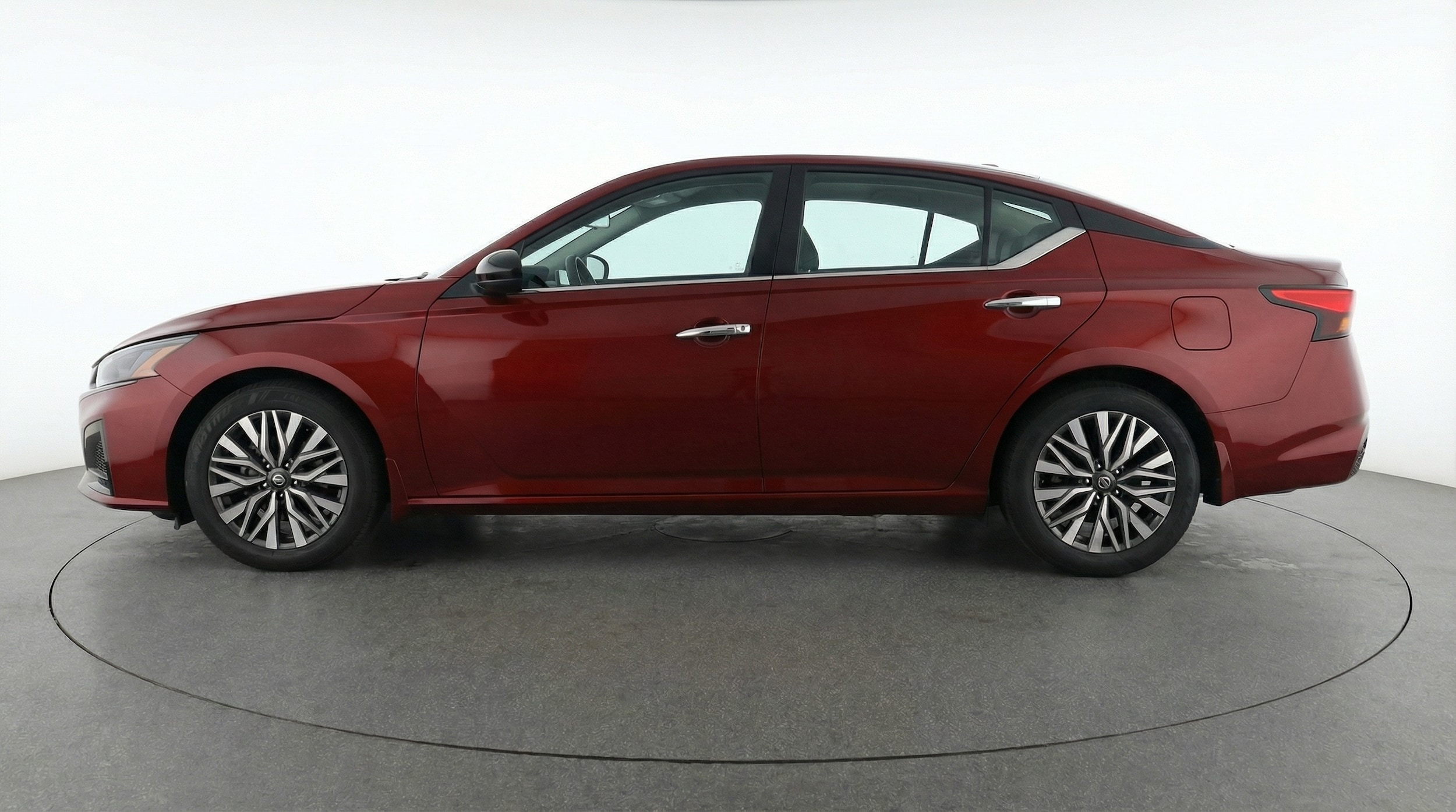 Thumbnail: 2025 Nissan Altima - 4