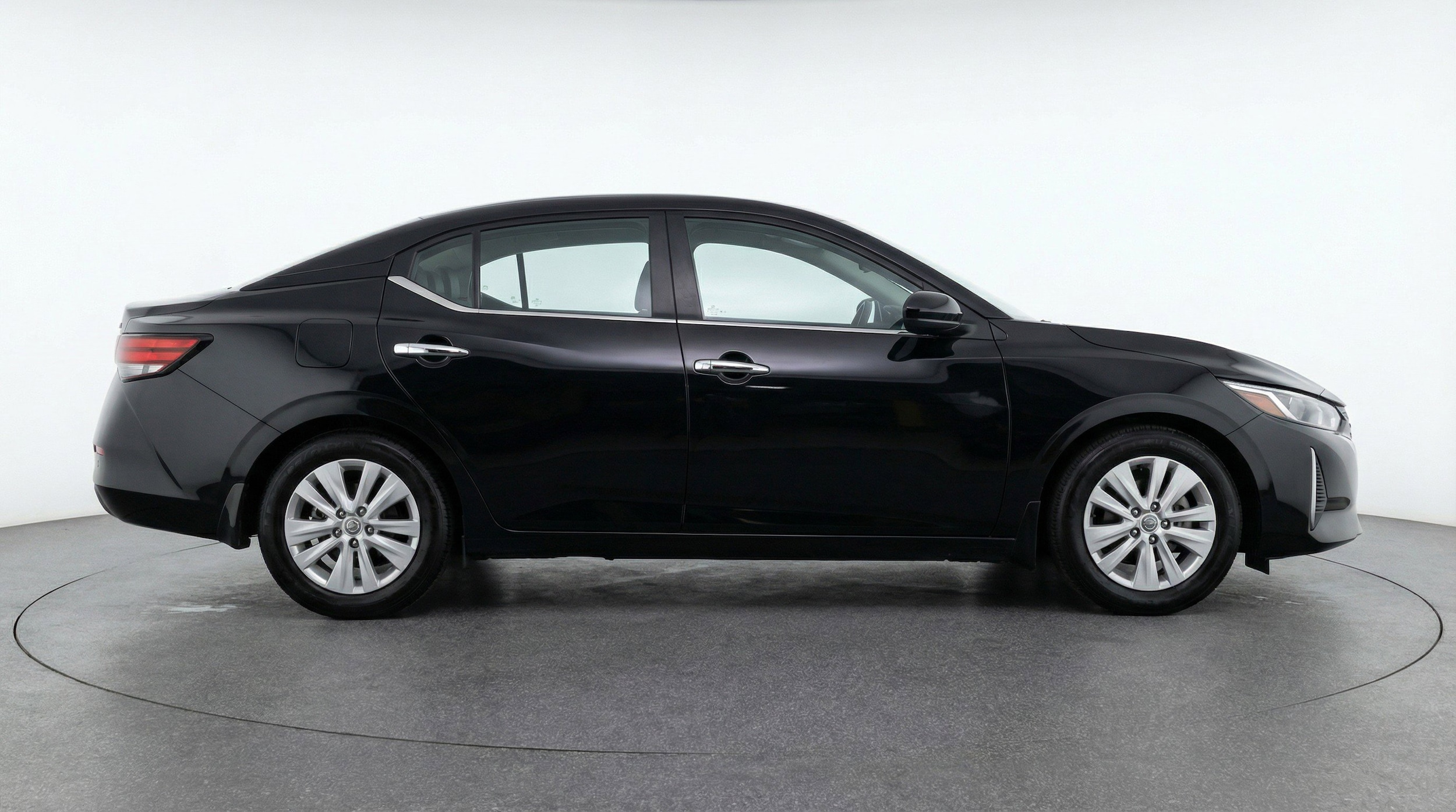 Thumbnail: 2025 Nissan Sentra - 11