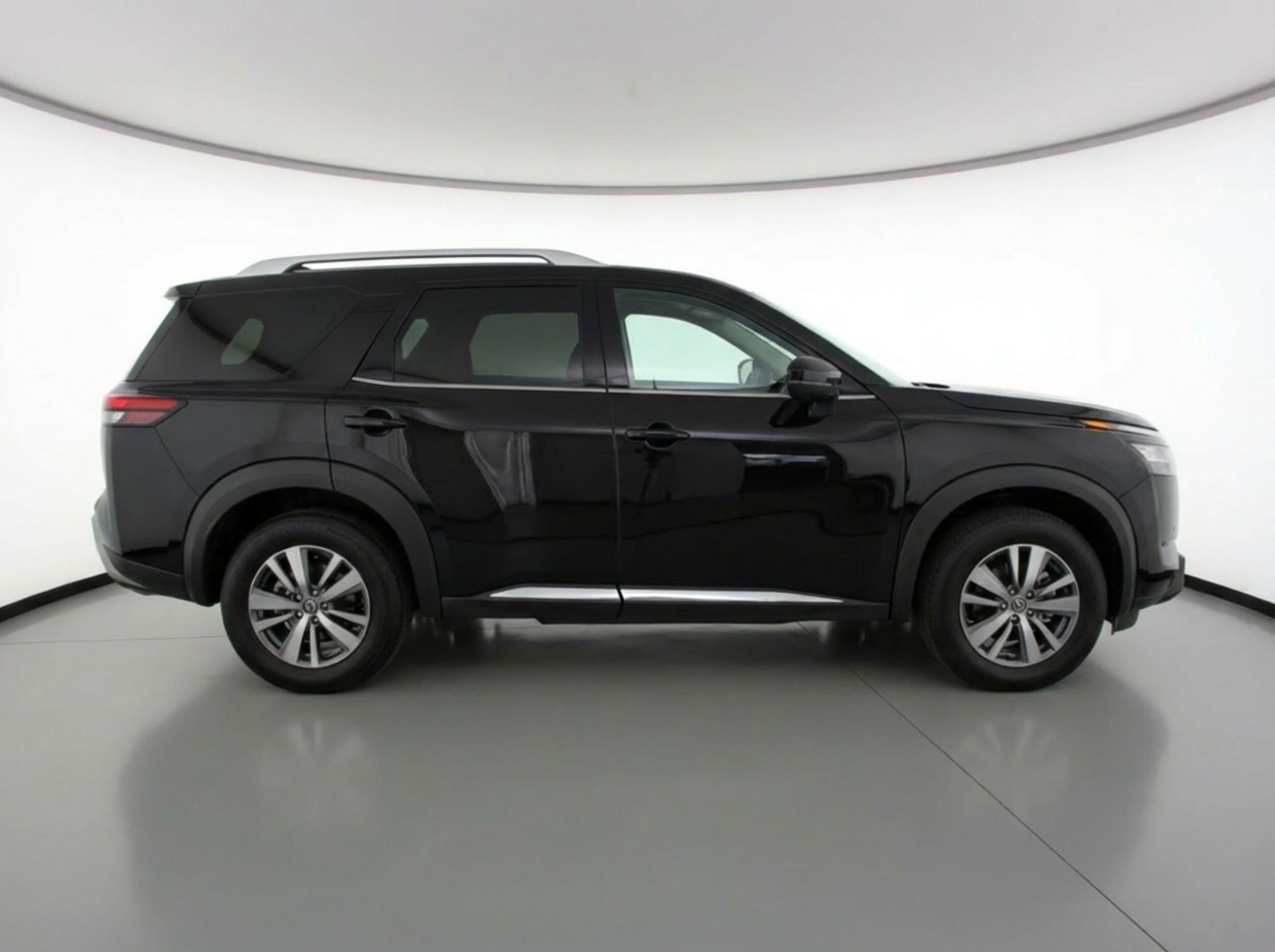 Thumbnail: 2025 Nissan Pathfinder - 11