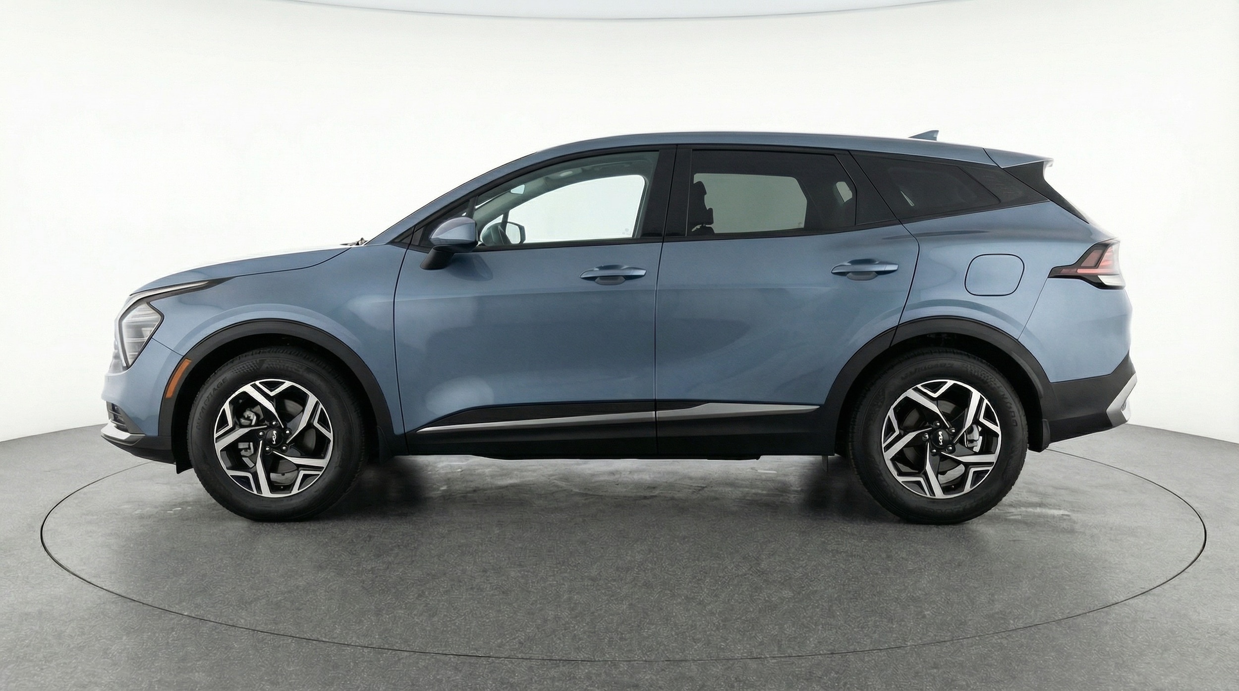 Thumbnail: 2025 Kia Sportage - 4