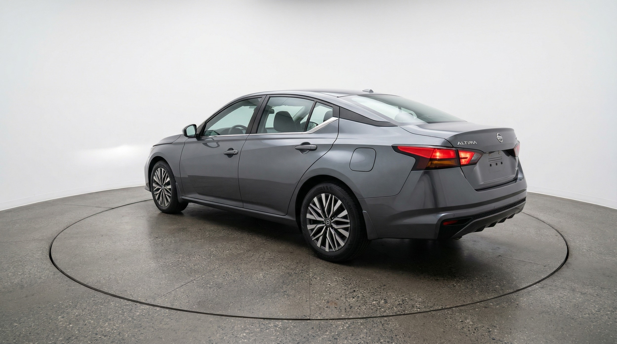 Thumbnail: 2025 Nissan Altima - 5