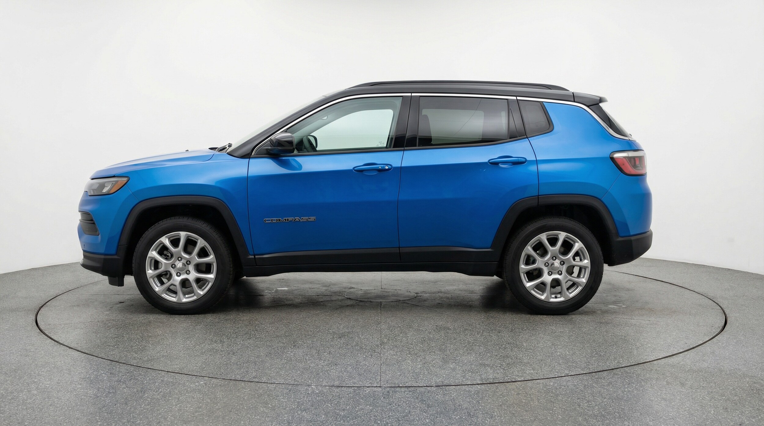 Thumbnail: 2025 Jeep Compass - 4
