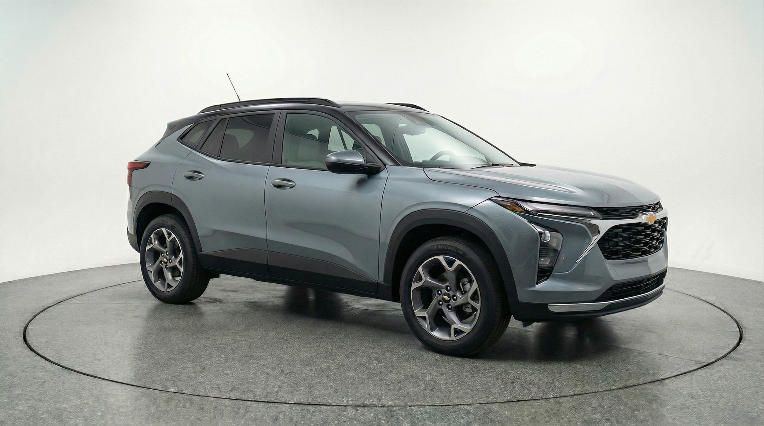 Thumbnail: 2025 Chevrolet Trax - 1