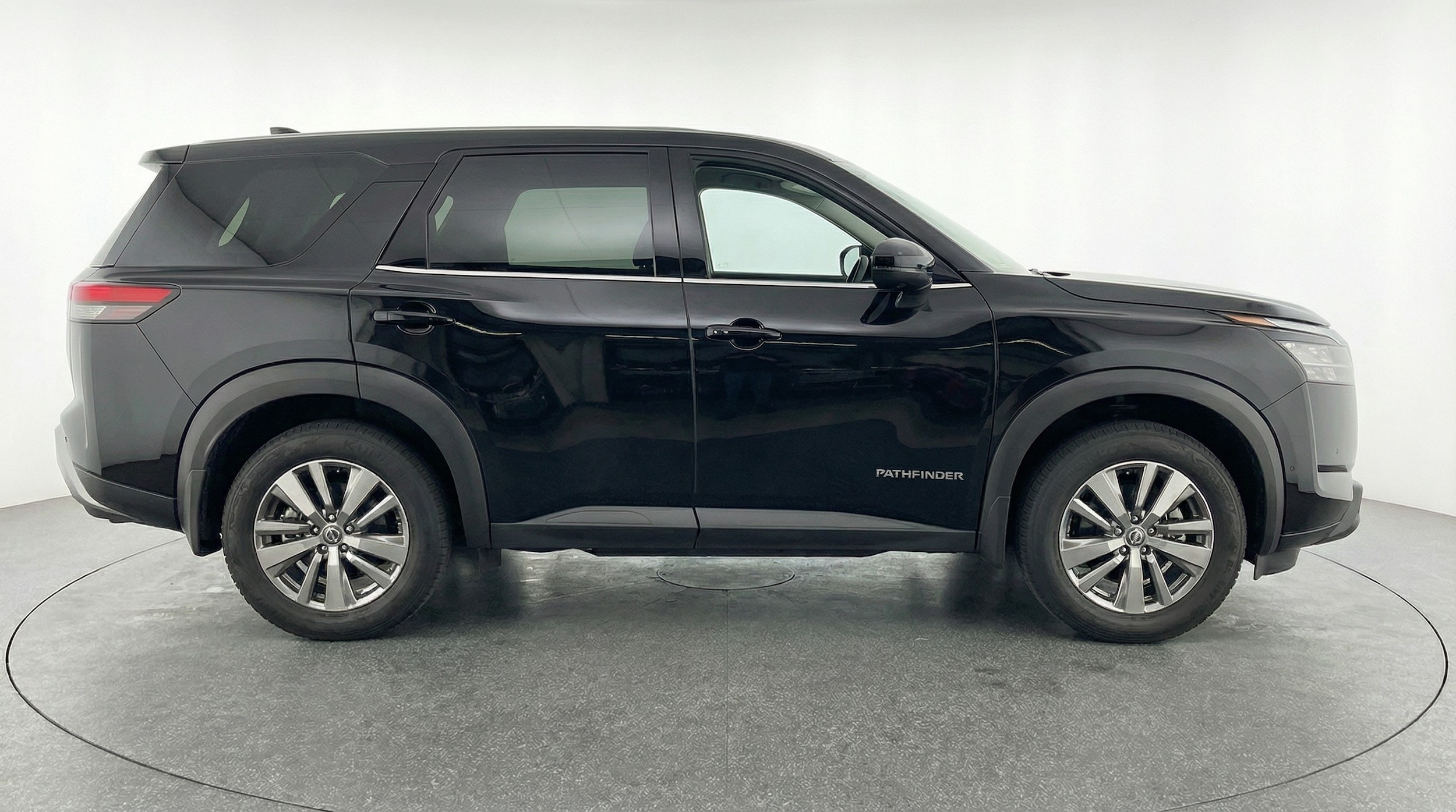 Thumbnail: 2025 Nissan Pathfinder - 8