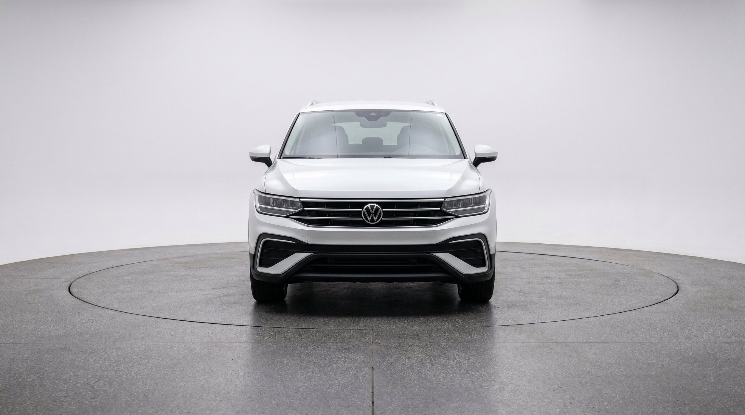 Thumbnail: 2026 Volkswagen Tiguan - 2