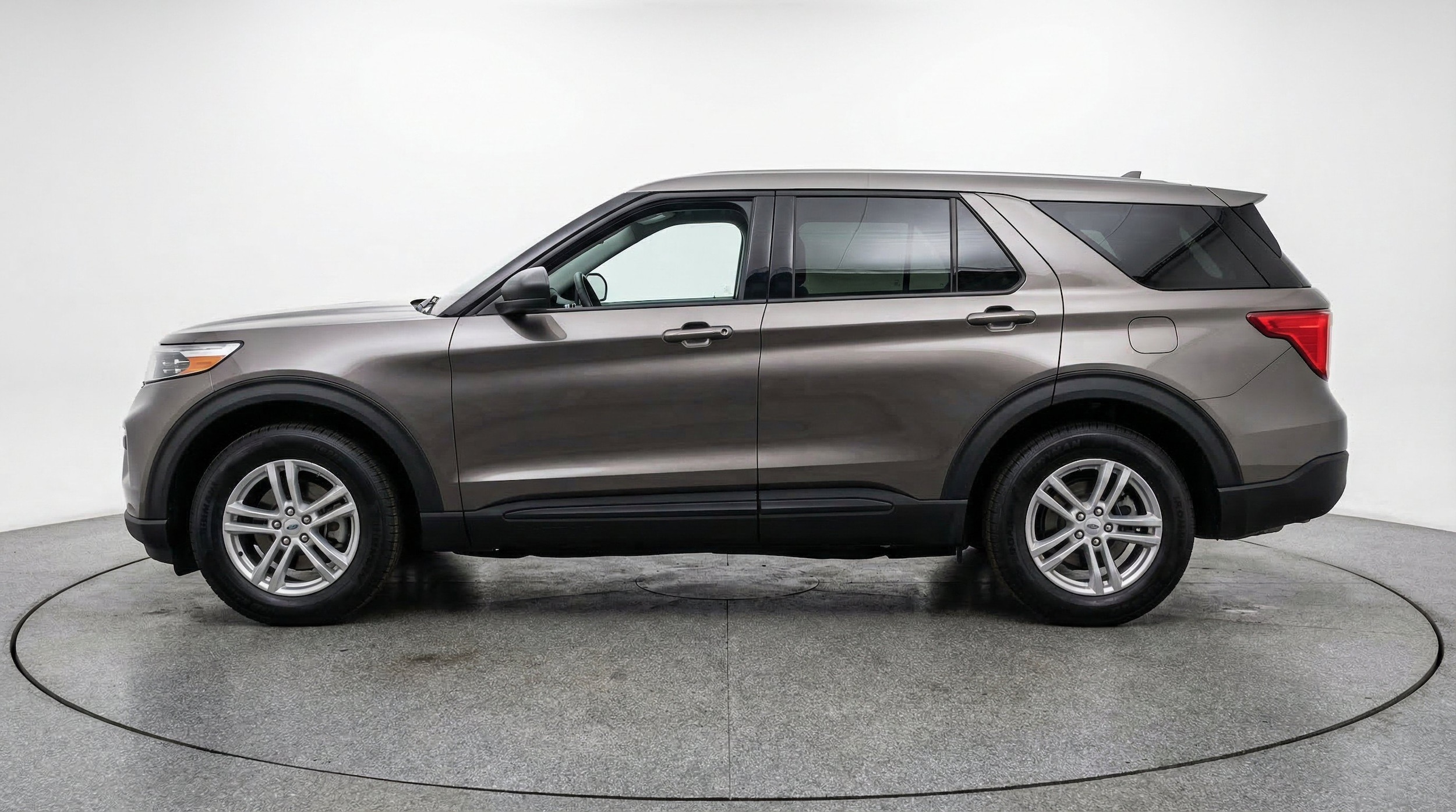 Thumbnail: 2024 Ford Explorer - 5