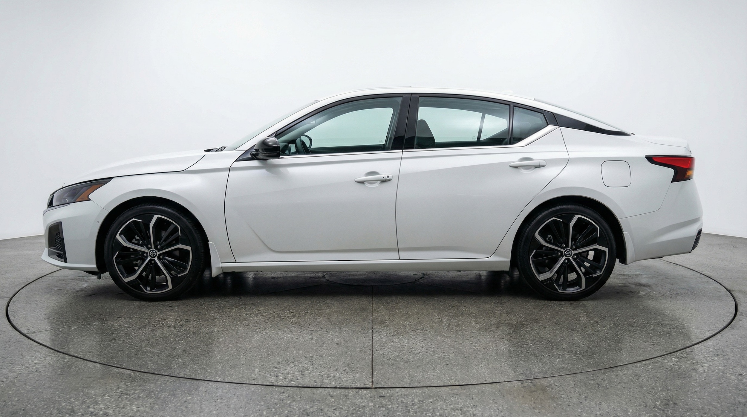 Thumbnail: 2025 Nissan Altima - 4