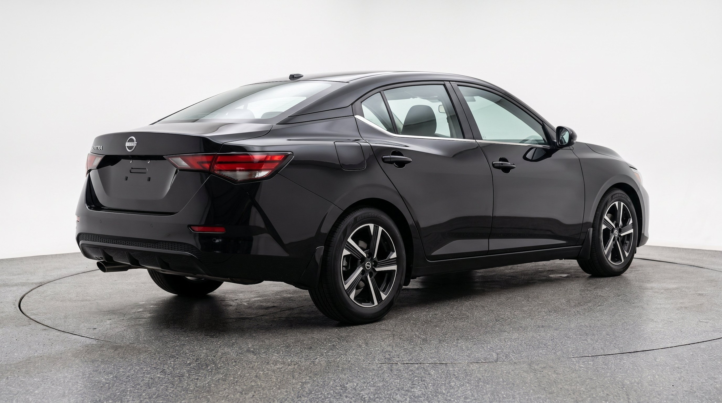Thumbnail: 2025 Nissan Sentra - 9