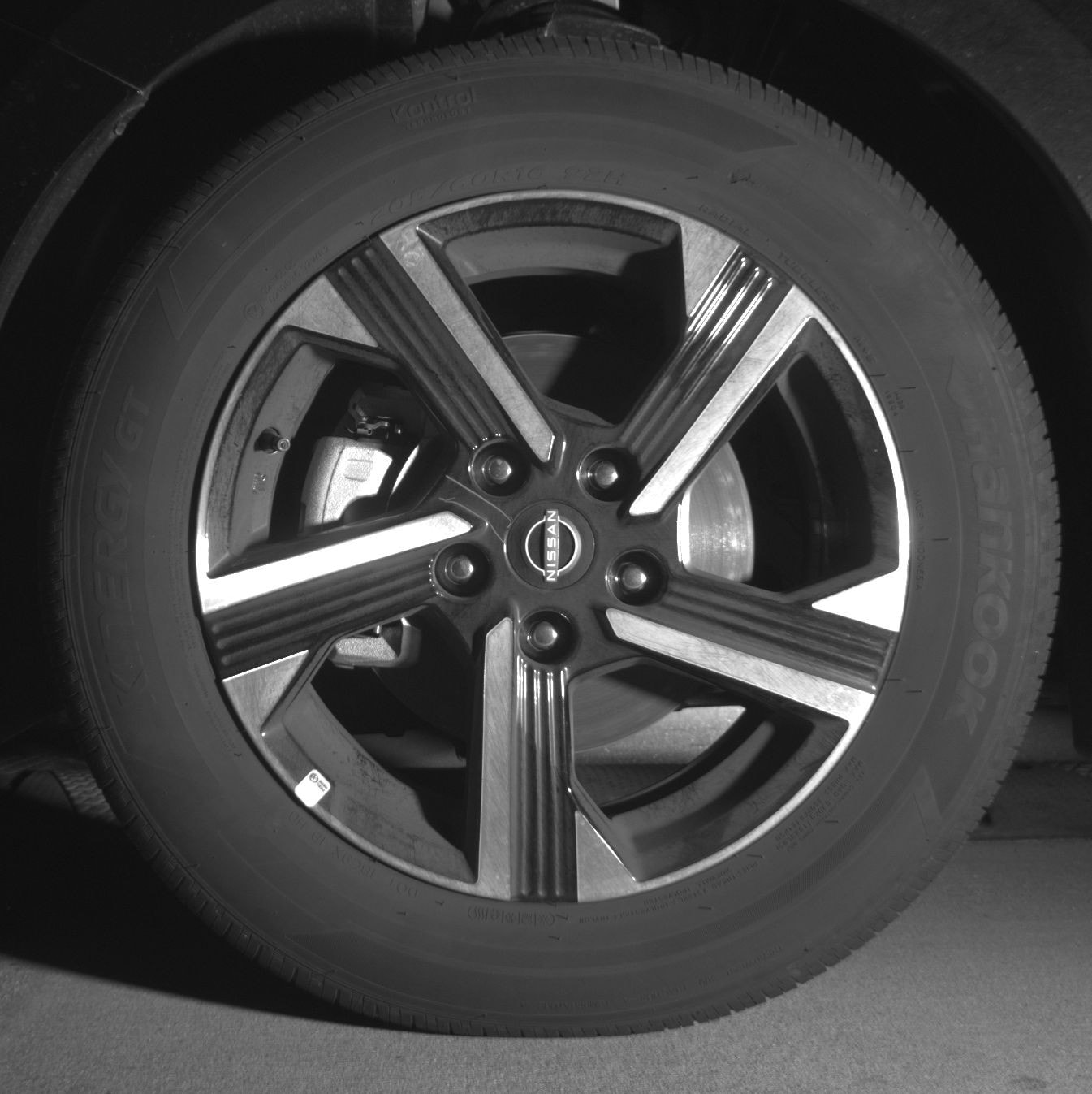 Thumbnail: 2025 Nissan Sentra - 9