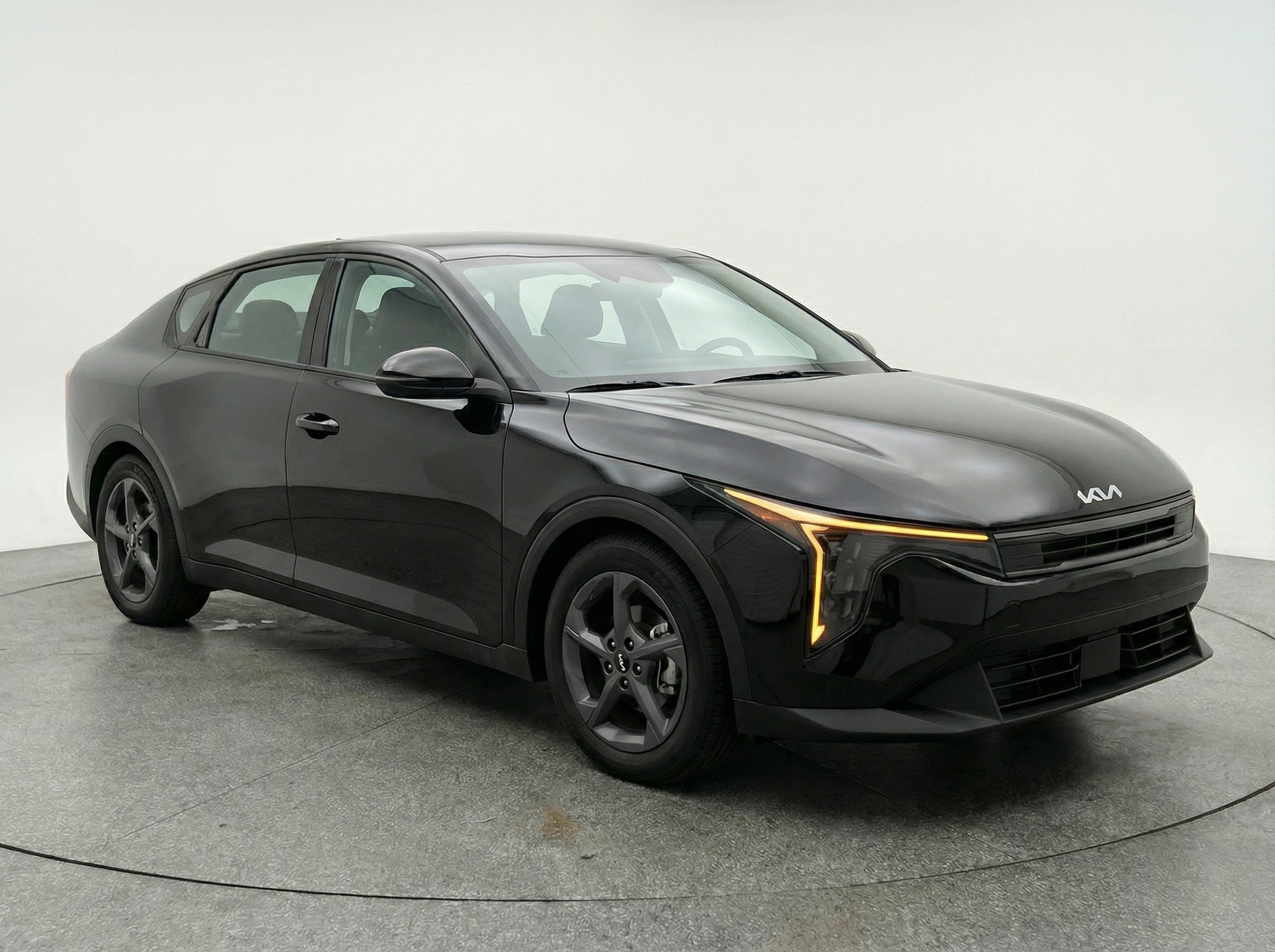 Thumbnail: 2025 Kia K4 - 3