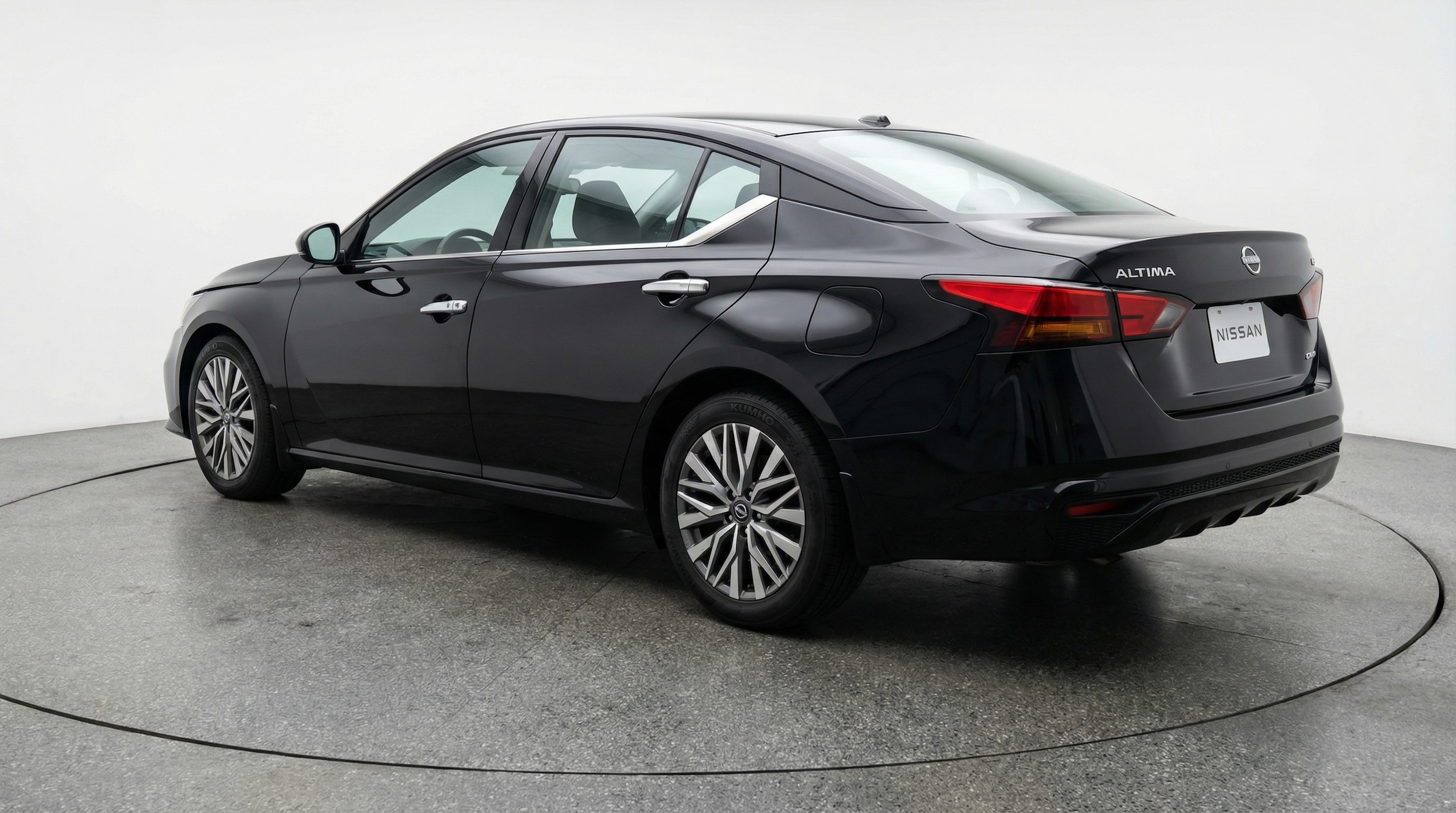 Thumbnail: 2025 Nissan Altima - 5