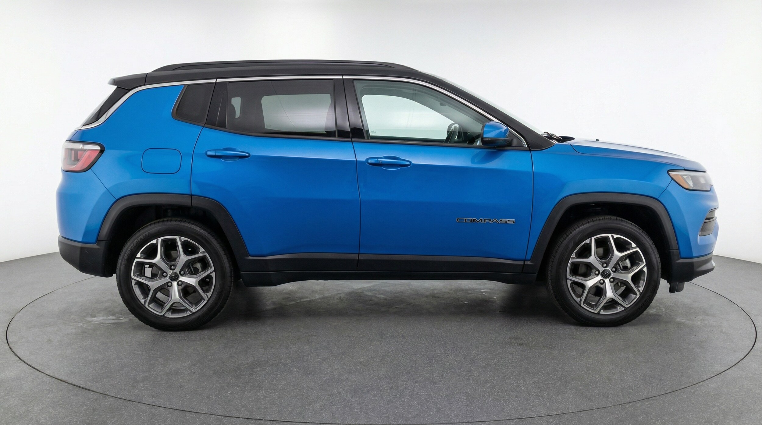 Thumbnail: 2025 Jeep Compass - 8