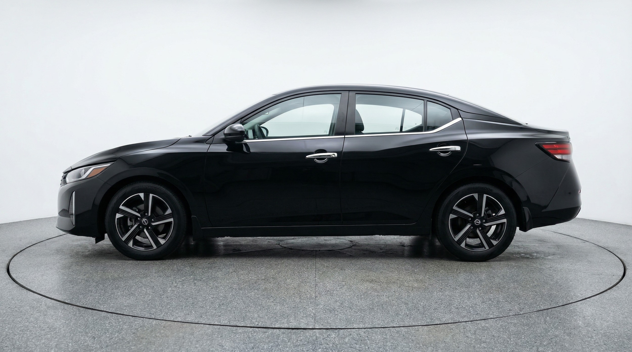 Thumbnail: 2025 Nissan Sentra - 4