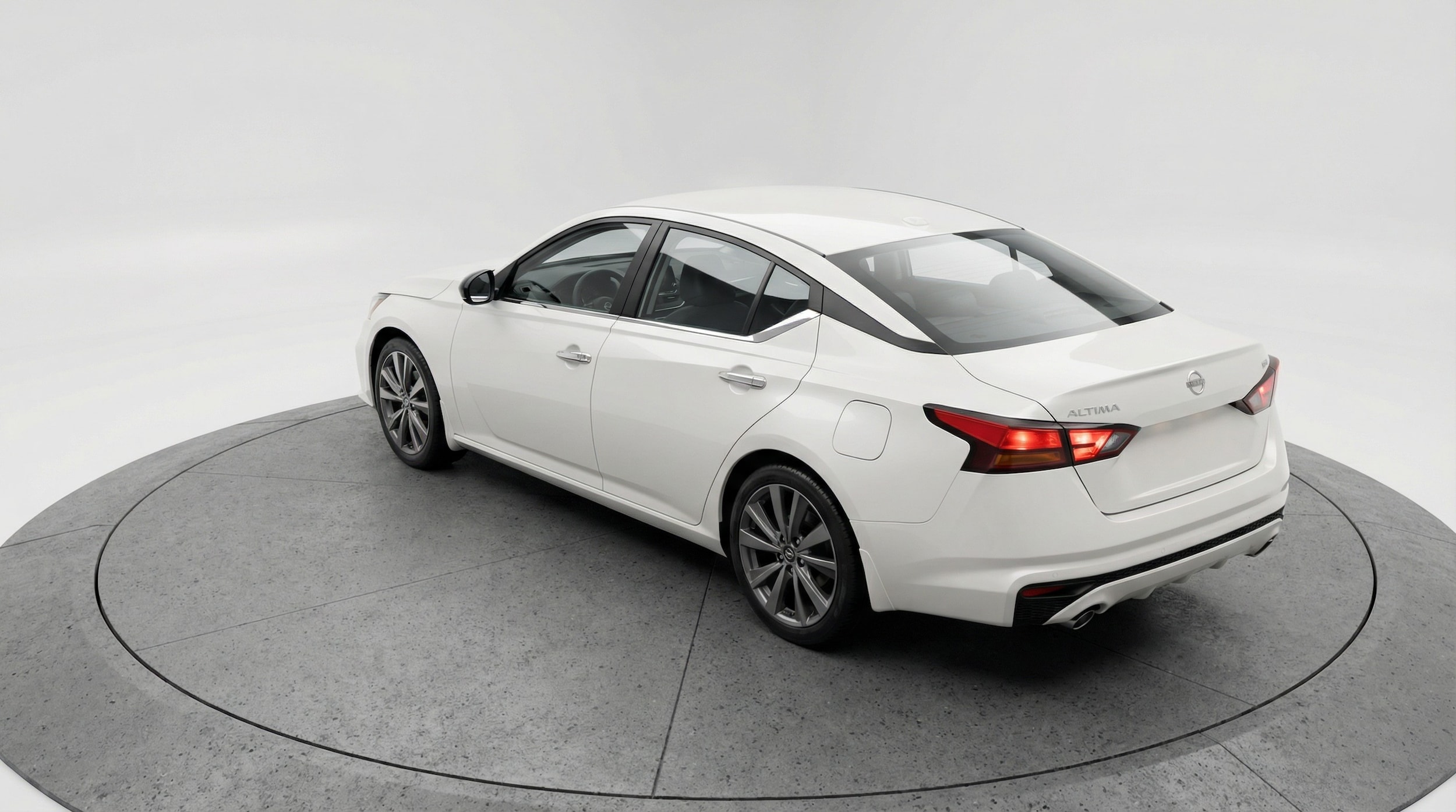 Thumbnail: 2025 Nissan Altima - 5