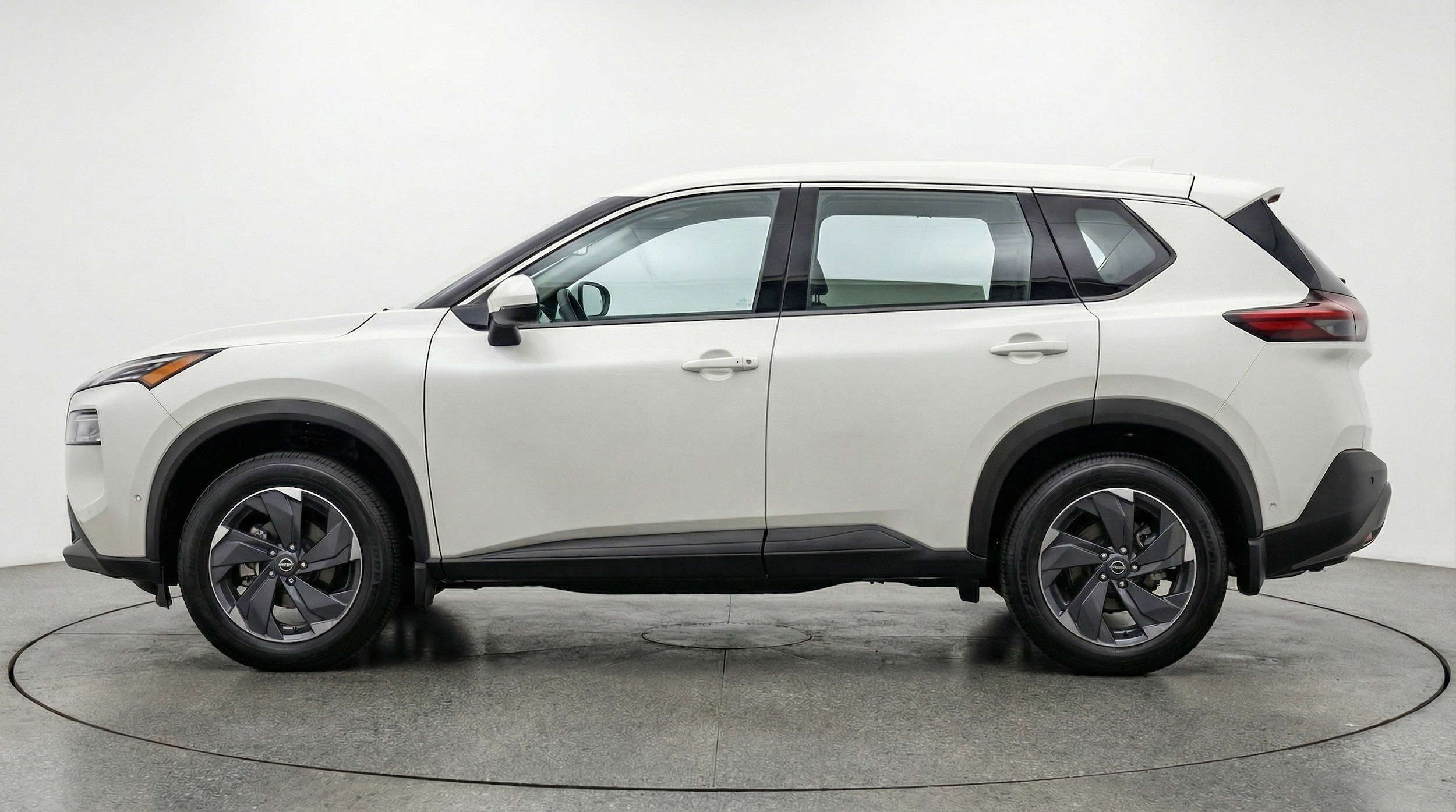 Thumbnail: 2025 Nissan Rogue - 5