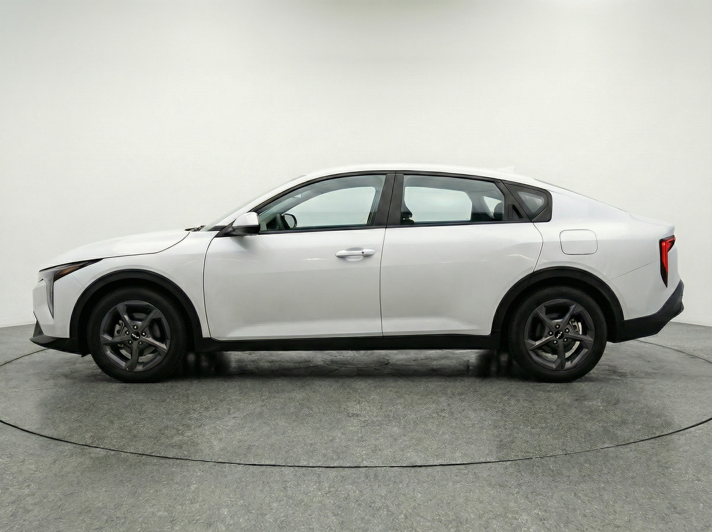 Thumbnail: 2025 Kia K4 - 4