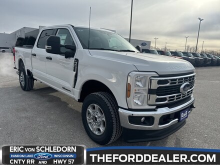 2025 Ford Super Duty F-350 XLT Truck Crew Cab