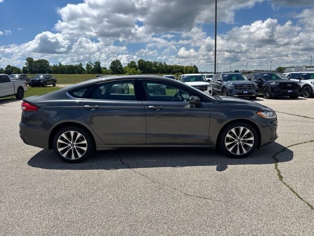 Used 2020 Ford Fusion SE with VIN 3FA6P0T98LR123183 for sale in Random Lake, WI