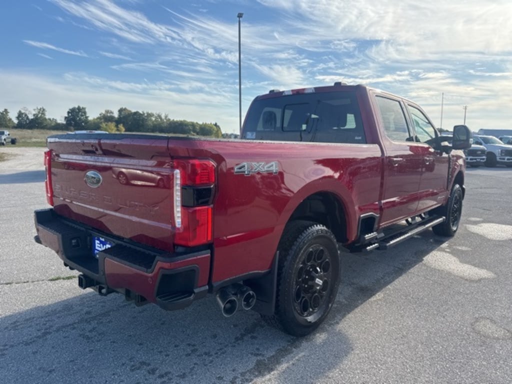 New 2026 Ford Super Duty F-350 Lariat Truck Crew Cab