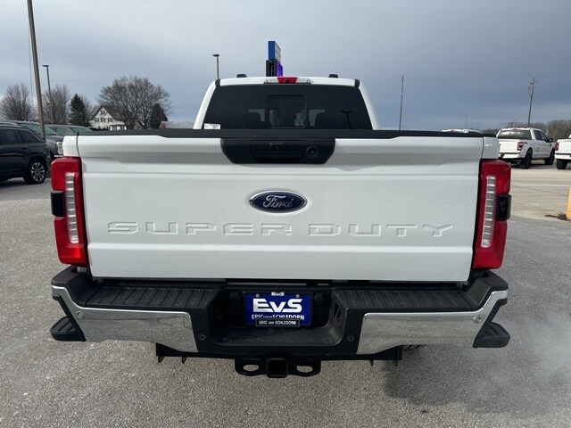 2025 Ford F-350 photo 4