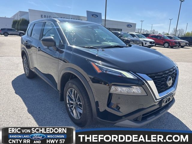 2023 Nissan Rogue S AWD's photo