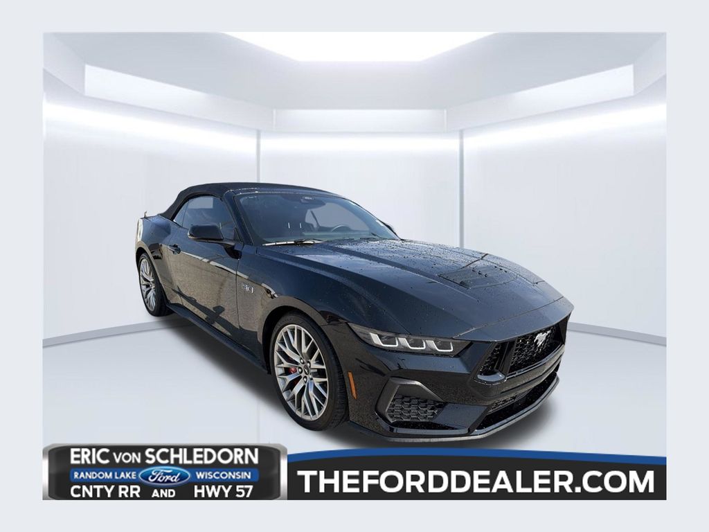2025 Ford Mustang Convertible 
