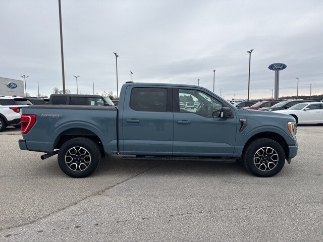 2023 Ford F-150 XLT photo 2