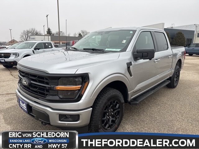 2025 Ford F-150 XLT's photo