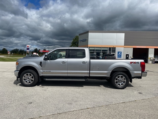 Used 2022 Ford F-350 Super Duty Lariat with VIN 1FT8W3BT7NEC42806 for sale in Random Lake, WI