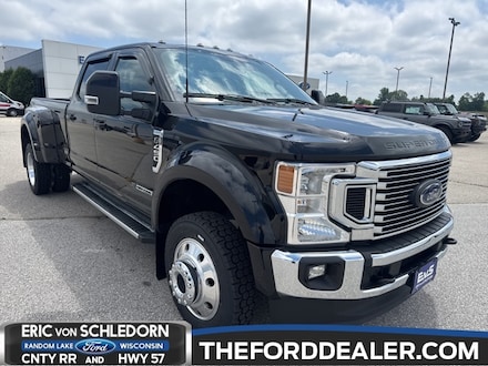 2022 Ford F-450SD Lariat Truck Crew Cab