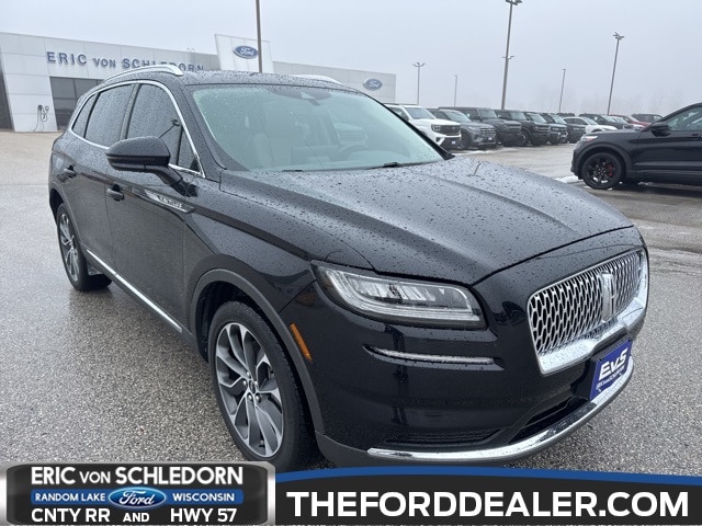 2022 Lincoln Nautilus Reserve's photo