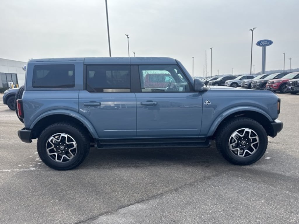 Used 2025 Ford Bronco Outer Banks SUV