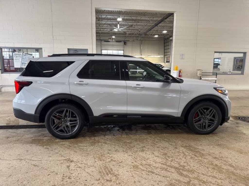 New 2026 Ford Explorer ST SUV