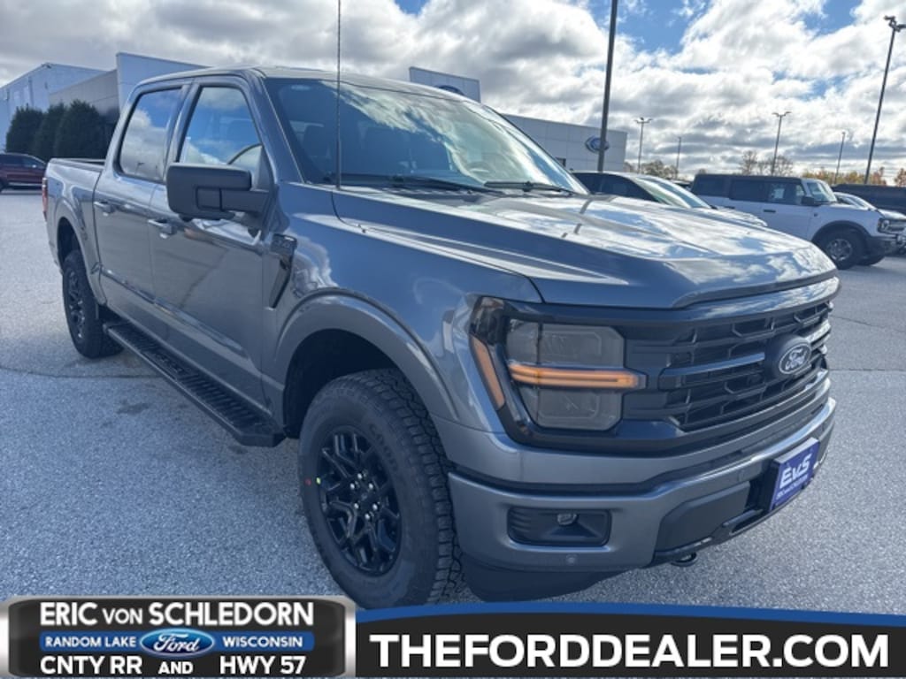 New 2025 Ford F-150 XLT Truck SuperCrew Cab