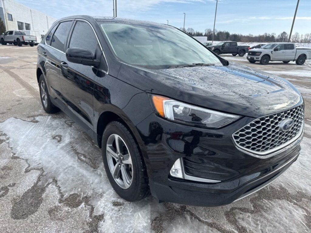 Used 2024 Ford Edge SEL SUV