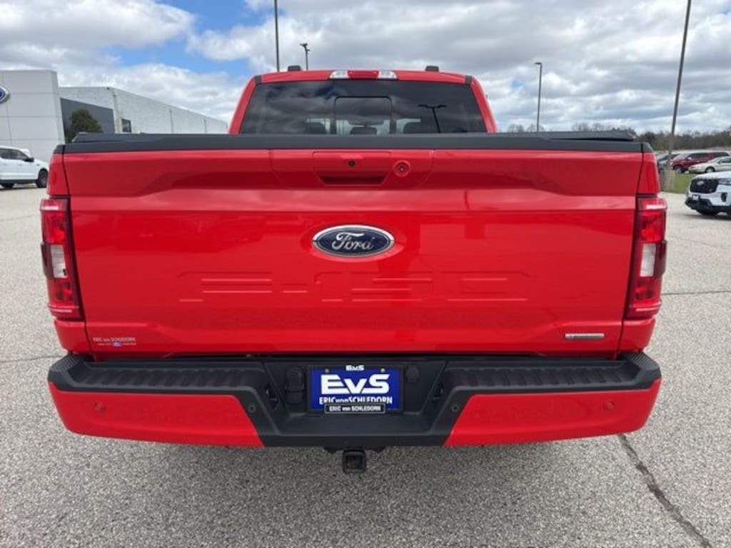 Used 2022 Ford F-150 XLT Truck SuperCrew Cab
