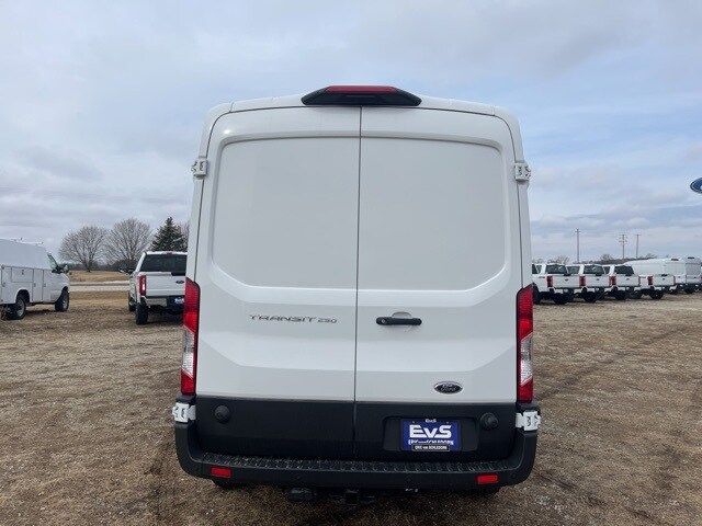 2025 Ford Transit Cargo Van photo 4