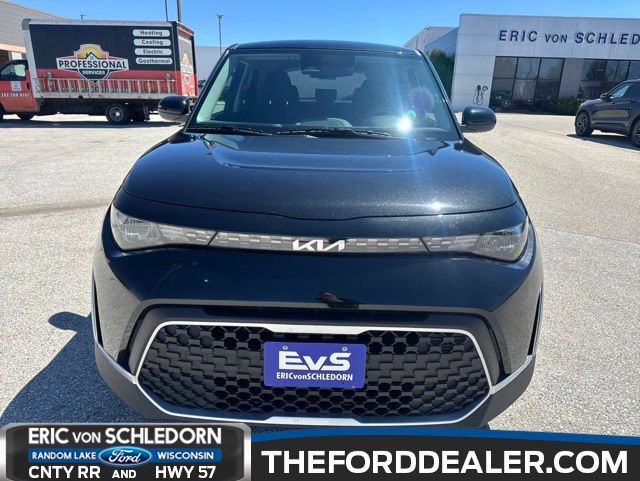 2025 Kia Soul 2.0L LX IVT's photo