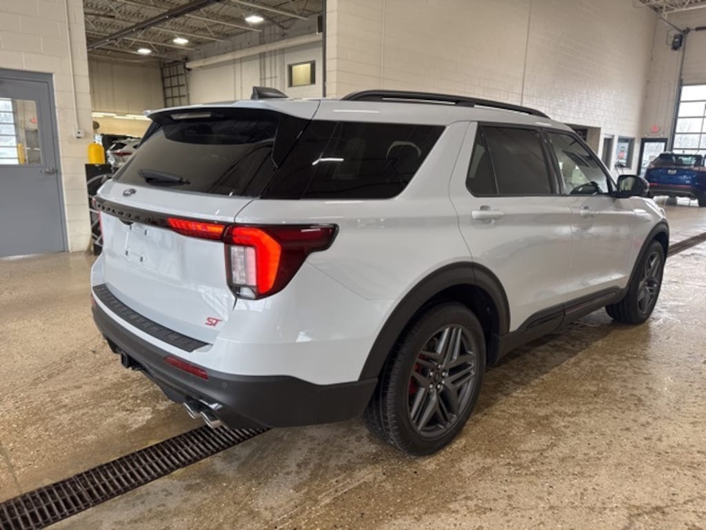 New 2026 Ford Explorer ST SUV