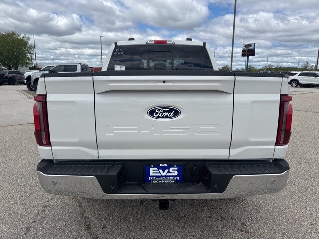 2025 Ford F-150 Lariat photo 4