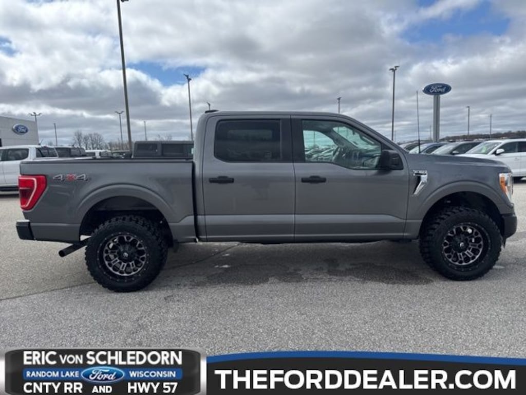 Used 2022 Ford F-150 XLT Truck SuperCrew Cab